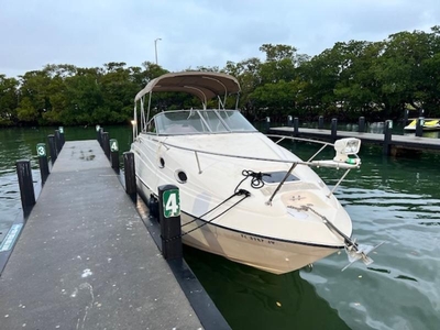 1999 Regal Commodore 245 powerboat for sale in Florida