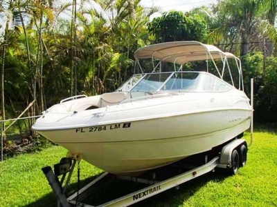 2000 Maxum 2300SR powerboat for sale in Florida