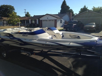 2004 Ultra Boats Stealth powerboat for sale in California