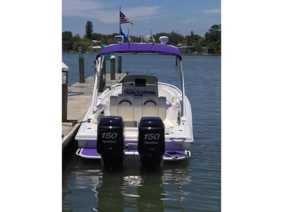 2005 Concept 27 powerboat for sale in Florida