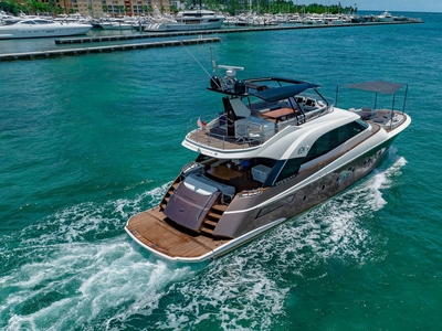 2013 MONTE CARLO YACHTS 70 MCY 70