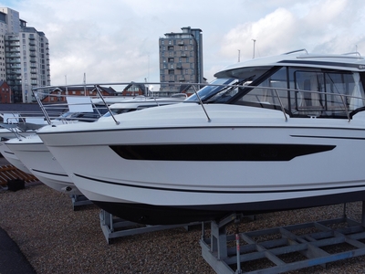 2023 Jeanneau Merry Fisher 895 Offshore | 29ft