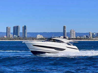 2023 Riviera 4600 Sport Yacht | 50ft