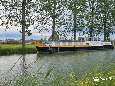 Luxe Houseboat 22 Meter