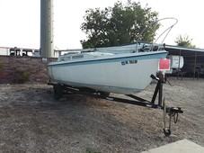 1977 MacGregor Venture sailboat for sale in Texas
