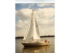 1979 Pearson 23 ft. sloop sailboat for sale in Ohio