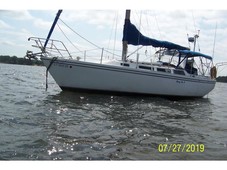 1982 catalina 26 hp m25xpb diesel c-30 sailboat for sale in connecticut