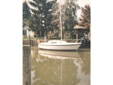 1985 O'Day Silver Anniversary 26/SL sailboat for sale in Michigan