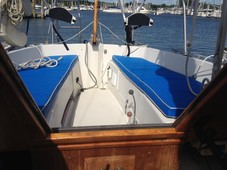 1985 Pearson Triton sailboat for sale in Connecticut