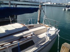 1986 Catalina 25 Swing keel shoal draft inboard diesel sailboat for sale in Florida