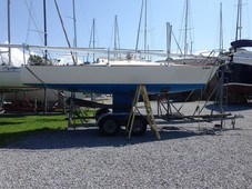 1988 Tillotson Pearson J24 sailboat for sale in Maryland