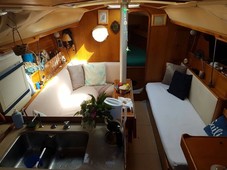 1989 Beneteau Oceanis 350 sailboat for sale in Outside United States
