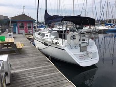 1992 Hunter 33.5 sailboat for sale in Wisconsin