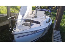 2010 Catalina 250 sailboat for sale in Texas
