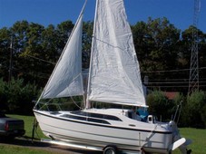 2011 MacGregor 26M sailboat for sale in Rhode Island