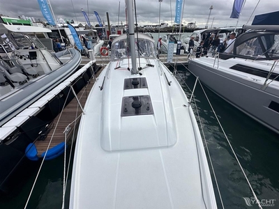 Beneteau Oceanis 30.1 (2023) for sale