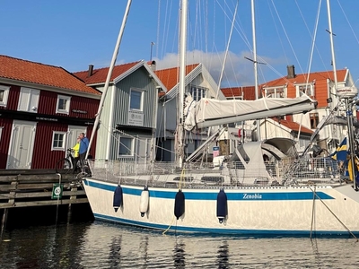 1987 Sweden Yachts 38 | 38ft