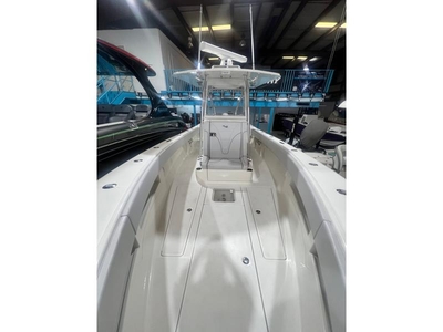 2020 SeaVee 322Z powerboat for sale in Florida