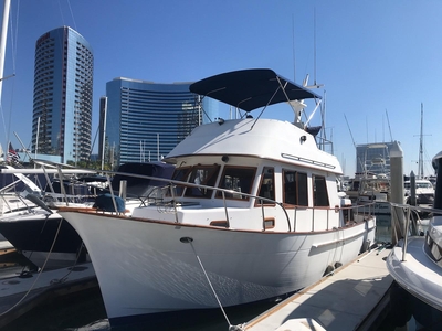 1984 CHB 34 DOUBLE CABIN | 34ft
