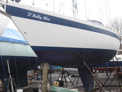 For Sale: Red Admiral 36' Yacht