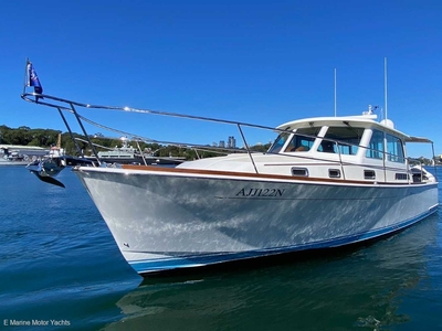 SABRE MOTOR YACHTS 42 SALON EXPRESS MAINE USA FROM BUILDERS OF BACK COVE YACHTS