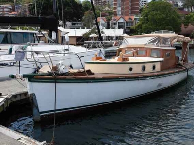 Motorboat Classic Timber Cruiser