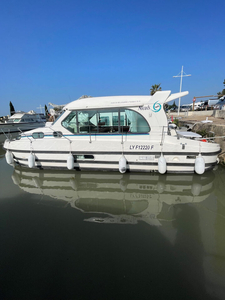 Nicols Sedan N1010 (powerboat) for sale