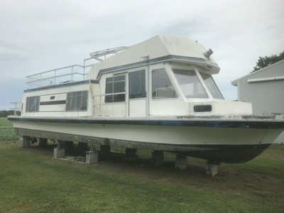 Gibson House Boat
