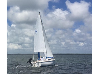 1985 Catalina 22 sailboat for sale in Florida
