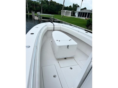 2004 Contender 25 Open powerboat for sale in Florida