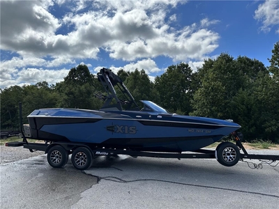 2021 Axis Wake Research A22; The Ski Shack