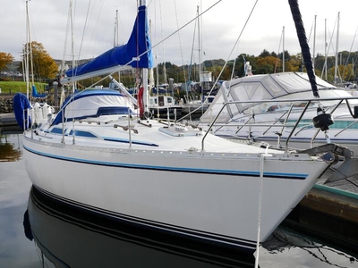 For Sale: Moody 346 Fin Keel Built 1990