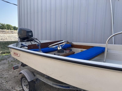 1989 Boston Whaler Sport powerboat for sale in Florida