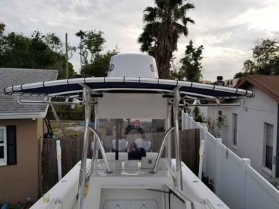 2004 Contender 25 Open powerboat for sale in Florida