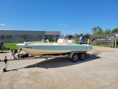 2004 Scout Boat Company 200 Bay Scout