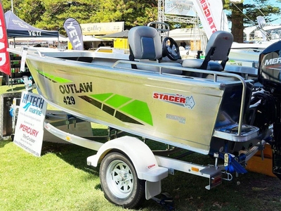 Stacer Aluminium 429 Outlaw Side Console + Mercury 50HP Fourstroke + Stacer Aluminium Trailer - Boat Sales