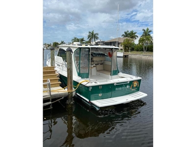 2000 Mainship Pilot 34 powerboat for sale in Florida