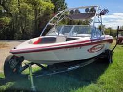 2001 Moomba Outback LS | 21ft