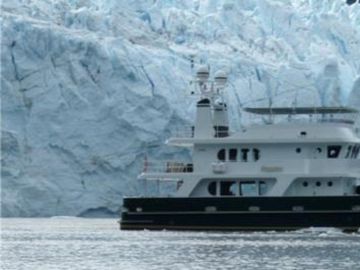 2005 Explorer Expedition Yacht