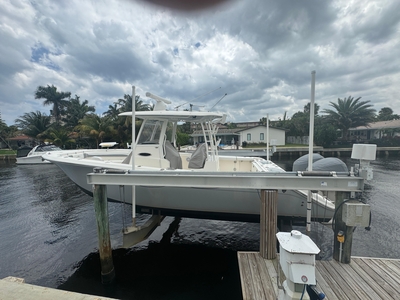 2019 Cobia 301 Southern | 29ft