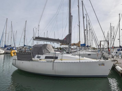For Sale: 1988 Beneteau First 285