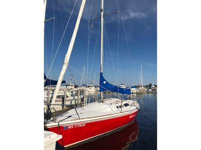 1984 Catalina Capri 25 hull 409 Windshadow sailboat for sale in Michigan