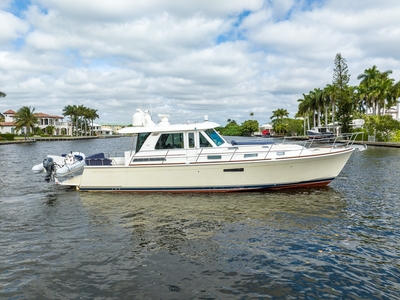 Florida, SABRE YACHTS, Cruising Yacht