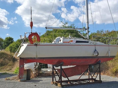 For Sale: 1981 Beneteau First 28