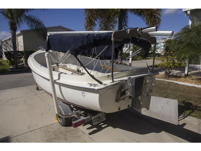2008 Com-Pac Picnic Cat sailboat for sale in Florida