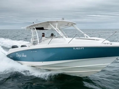 2014 Boston Whaler 320 Outrage Cuddy Cabin | 32ft