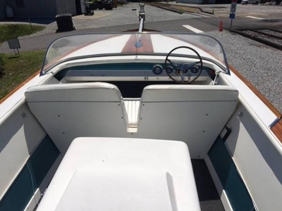 1964 Chris Craft 21 Super Sport powerboat for sale in Connecticut