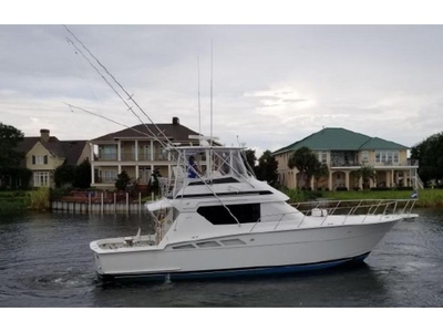 1994 Hatteras 46 Convertible powerboat for sale in Florida