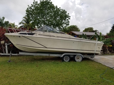 Ultra 24' Boat Located In Miami, FL - Has Trailer