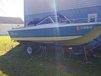 USED 17FT CRESTLINER BOAT FOR SALE -SETUP TO CRUISE OR CRAB WITH TROLLING MOTORS